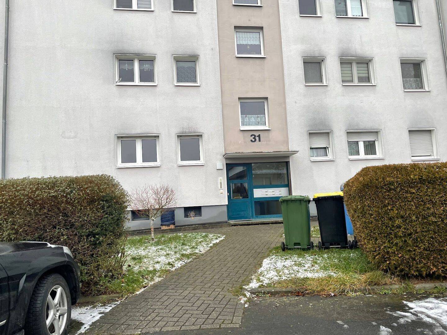 3-Zimmer-Wohnung im Erdgeschoss mit Balkon und Keller