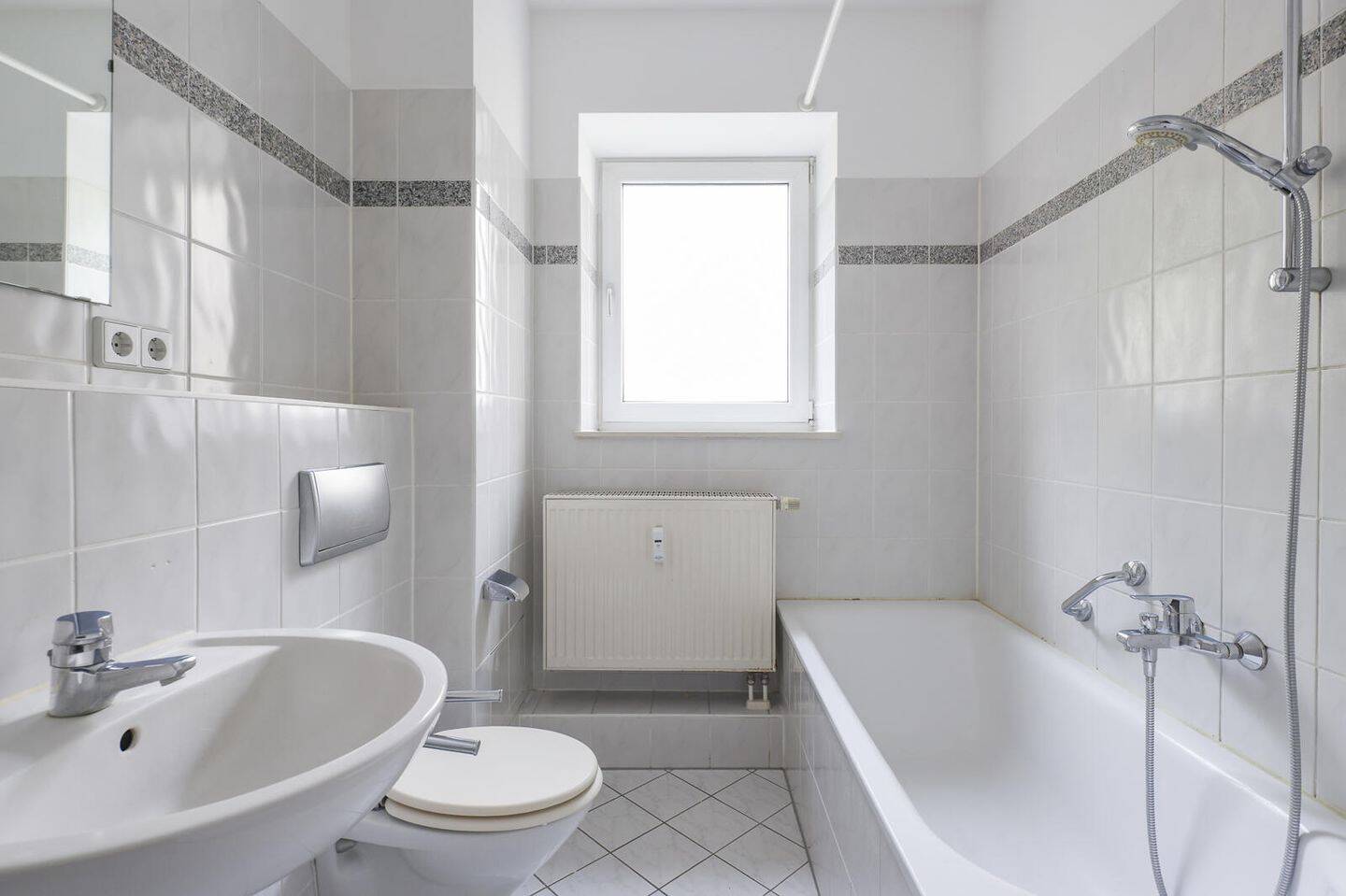 Exklusiv | leere 2-Zimmer ETW in Potsdam West | Wfl. 55,70 m² | Balkon | EBK | im Seitenflügel – Potsdam – Vorschaubild 9