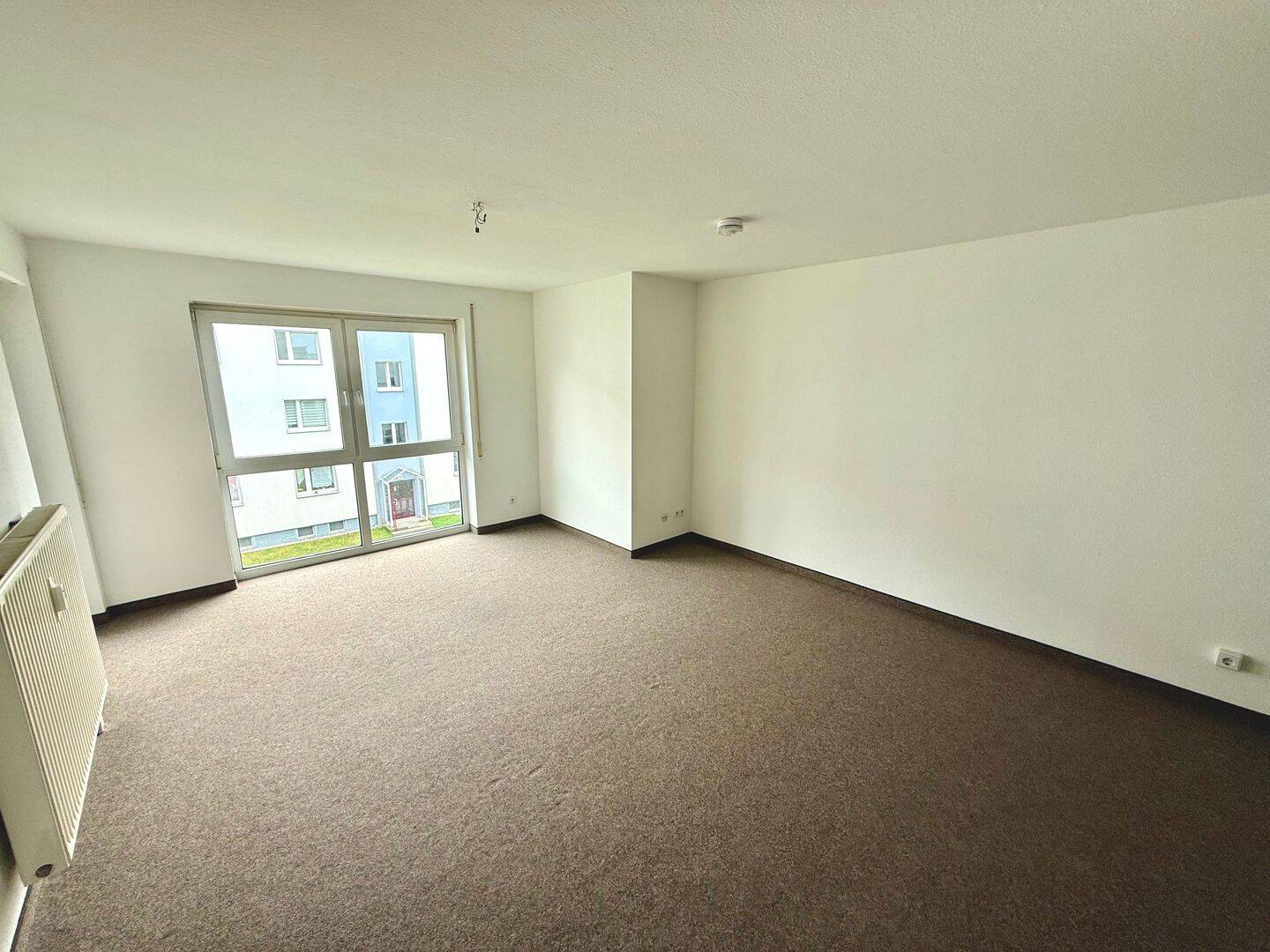 BARRIEREFREI - APARTMENT MIT BALKON - SENIOR LIVING -