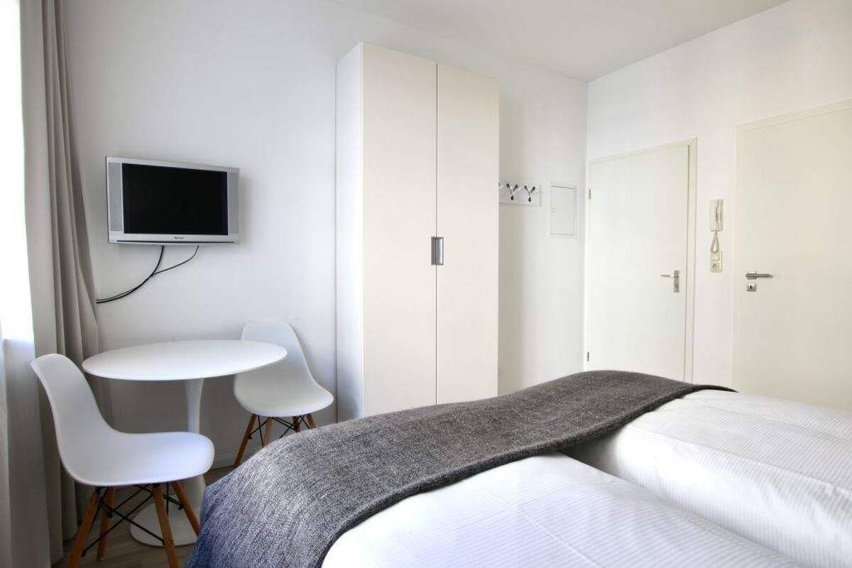 Köln Belgisches Viertel: Modern möbliertes City-Apartment – 50672 Köln – Bild 1 von 9