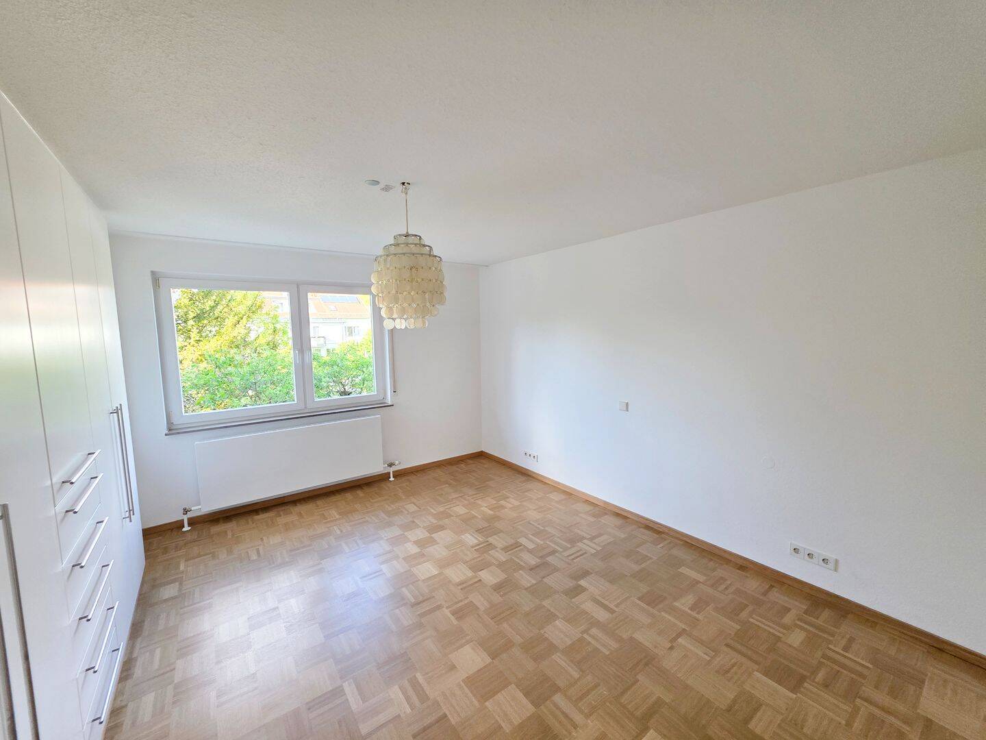 Großzügige 3,5-Zi-Wohnung mit Südbalkon + Garage – Stuttgart – Vorschaubild 6