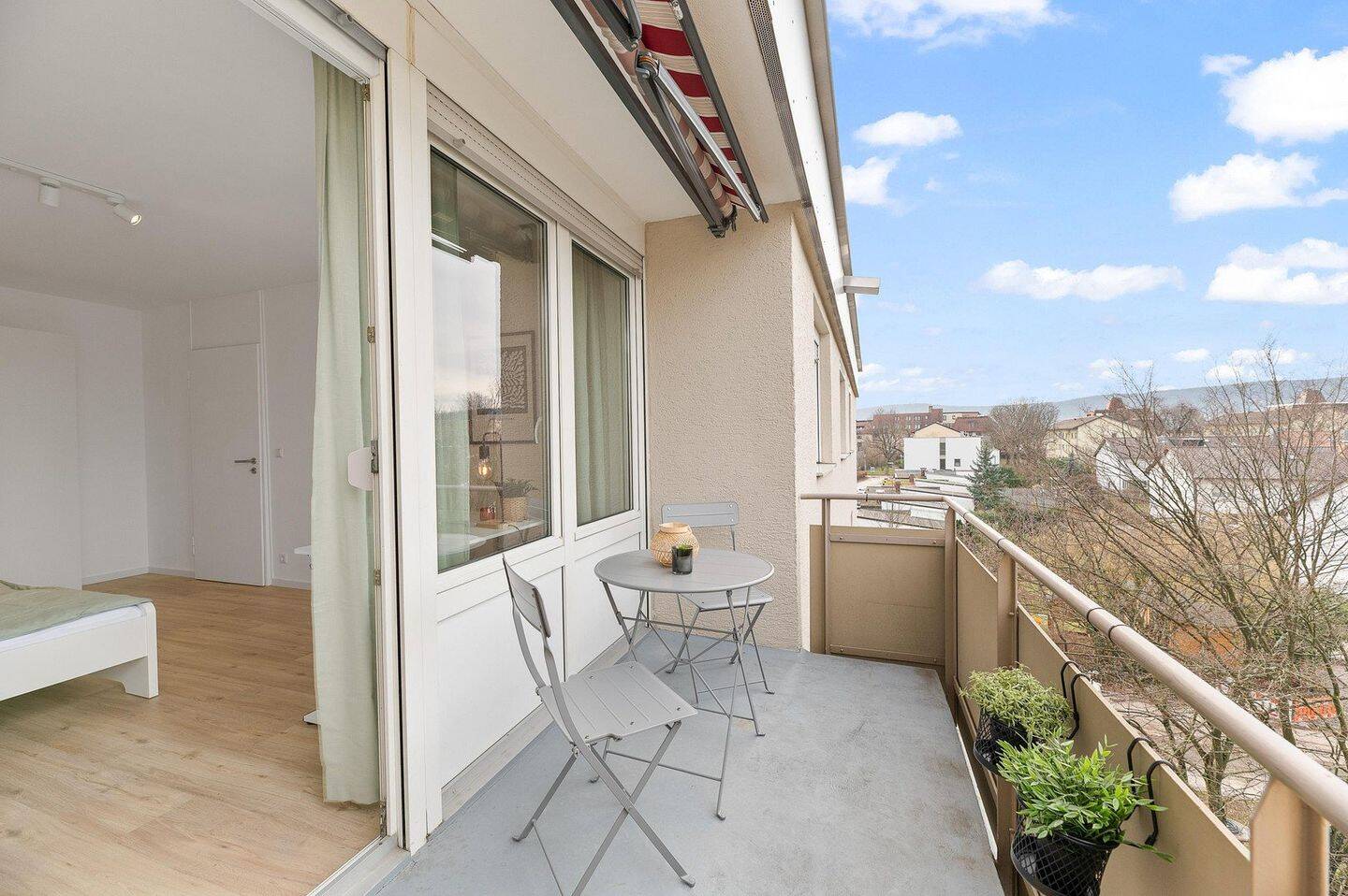 ++ WG-Zimmer mit eigenem Balkon zu vergeben! 100% Komfort - perfekte Lage in Bahnhofsnähe ++ – Waiblingen – Vorschaubild 8