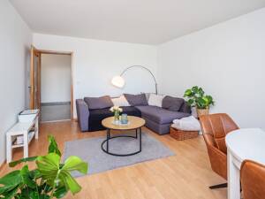 MAIER - 3,5 Zimmer-Dachgeschosswohnung mit Westbalkon, EBK und Aufzug – 81927 München – Vorschaubild 2