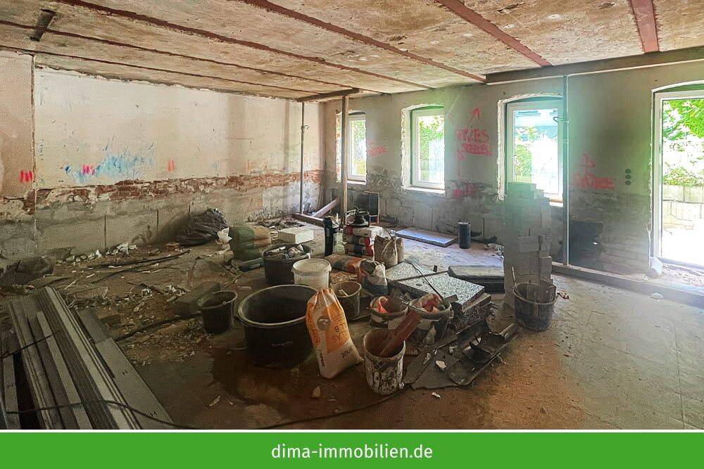 Bezugsfertig im August! Kernsanierte Hinterhaus-Wohnung im Souterrain mit Terrasse, Duschbad u.v.m. – Leipzig – Vorschaubild 5