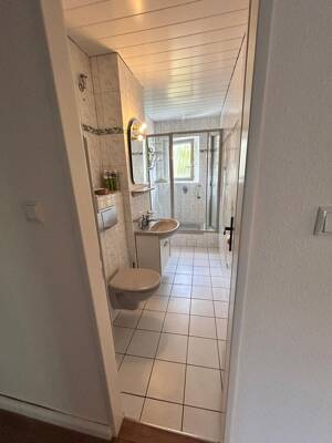 Frisch renovierte 3-Zimmer-Wohnung mit Balkon in zentraler Lage – 28217 Bremen – Vorschaubild 9
