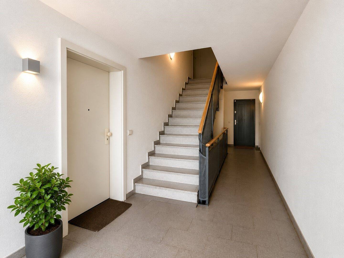 Vermietete 3-Zimmer-Dachgeschosswohnung mit großer Dachterrasse und zwei Stellplätzen – Markkleeberg – Vorschaubild 7