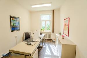 Repräsentative Stadtvilla mit Büroflächen und vielseitigem Wohnkonzept in zentraler Lage – 42853 Remscheid – Vorschaubild 9