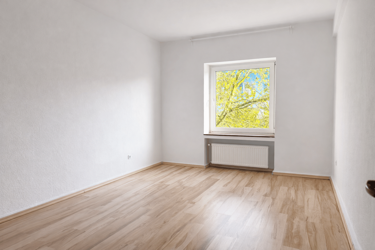 STADTNÄHE - Zwei Balkone, perfekte Aufteilung, gepflegt - diese Wohnung überzeugt sofort! – Düsseldorf – Vorschaubild 5