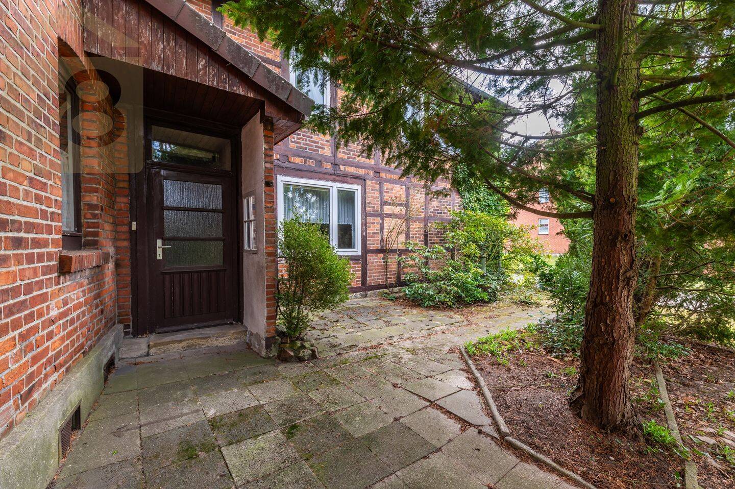 Einfamilienhaus mit Einliegeroption und großem Potenzial im historischen Ortskern von Hehlingen – Wolfsburg – Vorschaubild 8
