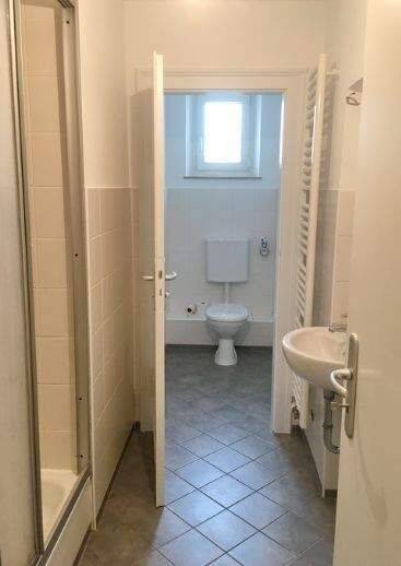 Familienfreundliche 5-Zimmerwohnung mit Gartenbenutzung – Nürnberg – Vorschaubild 6