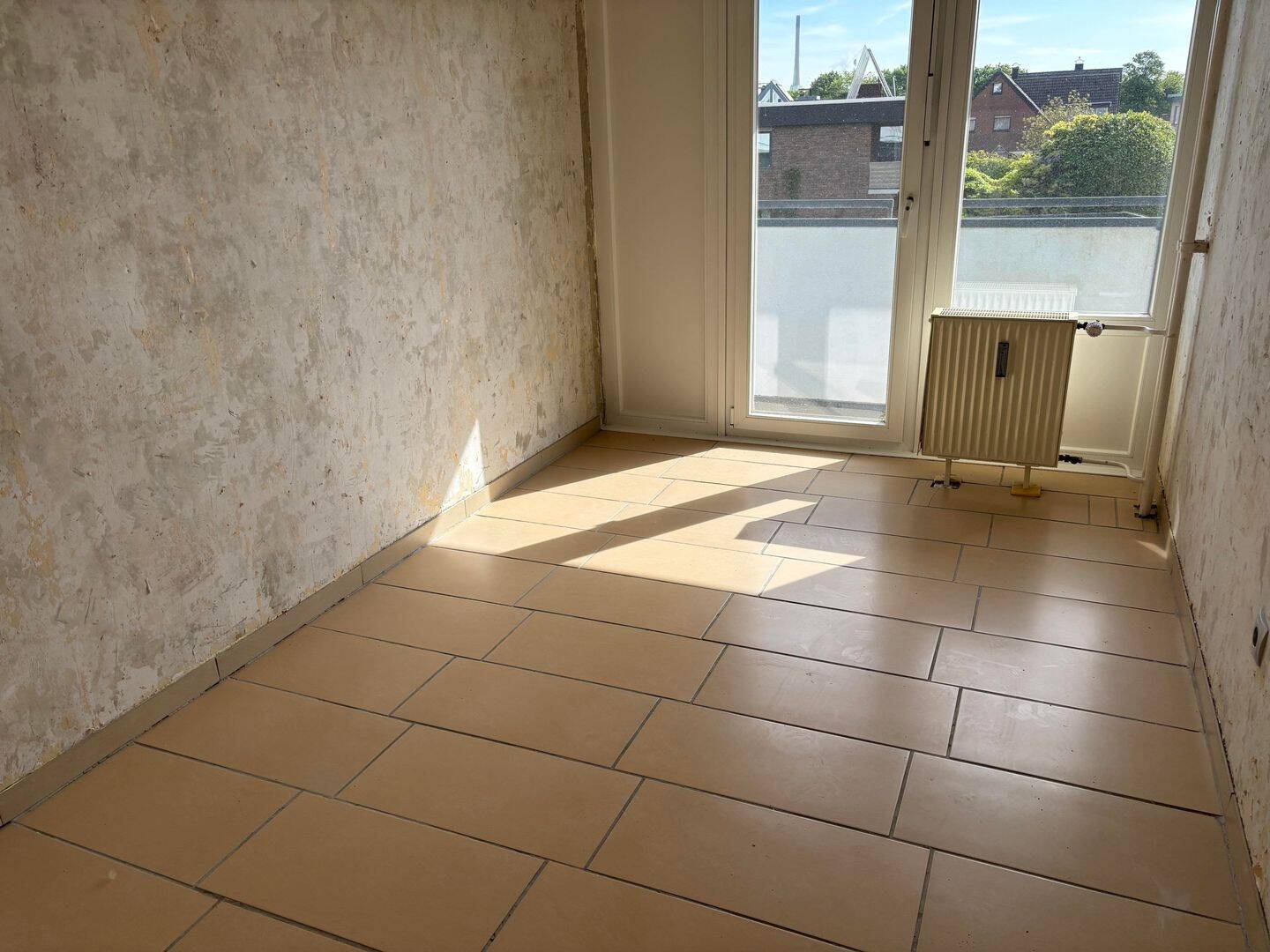 Raum für einen neuen Lebensabschnitt: Renovierungsbedürftige 3-Zimmer Wohnung in Krefeld - Uerdingen – Krefeld – Vorschaubild 9
