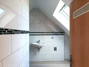 GEMÜTLICHE MAISONETTE mit SONNENBALKON in WANHEIMERORT – 47055 Duisburg – Vorschaubild 9