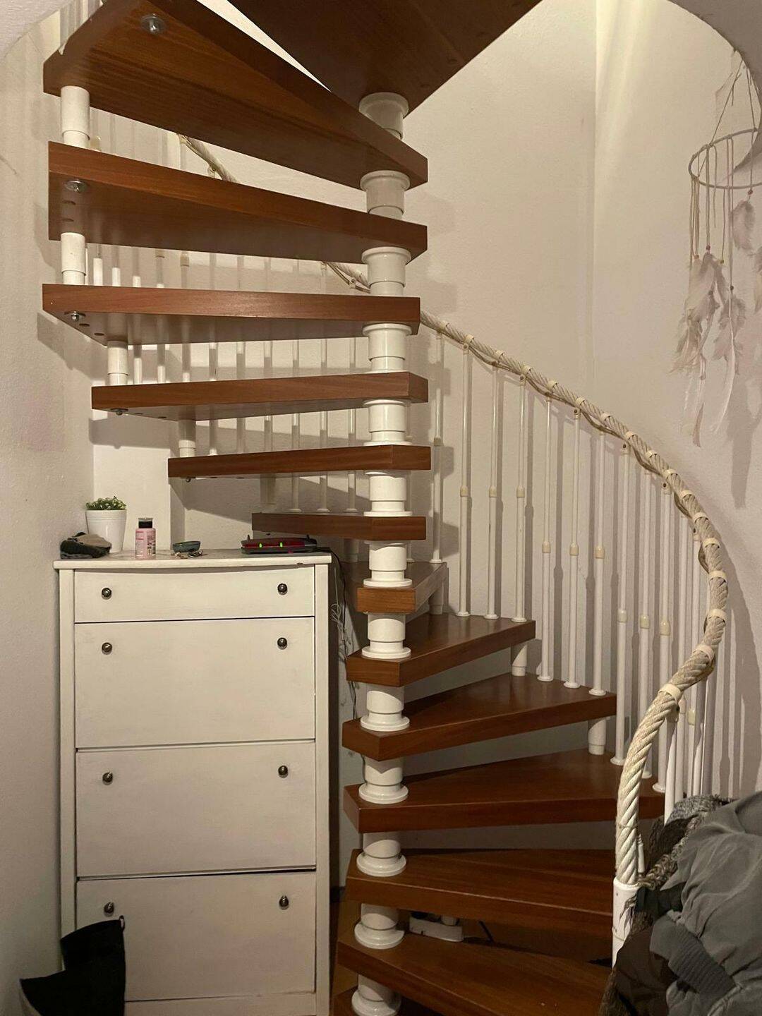 Gut geschnittene, renovierungsbedürftige 4-Zimmer-Maisonette im 4.OG in Nürnberg-Schweinau – Nürnberg – Vorschaubild 4