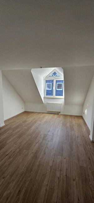 Modernes Wohnen in zentraler Lage - 4-Zimmer-Wohnung nach Sanierung – 40878 Ratingen – Vorschaubild 7
