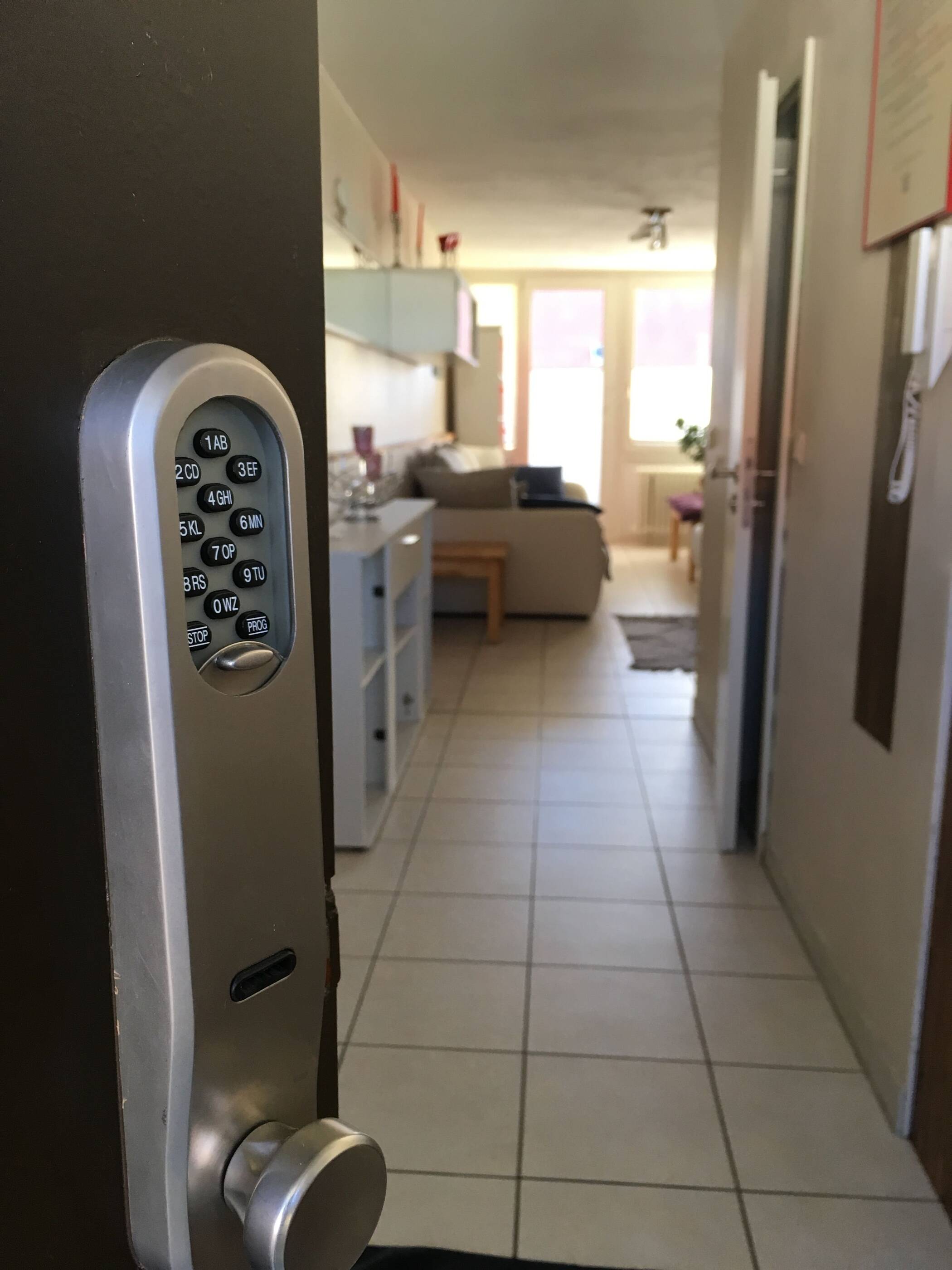 Gemütliches, 1 Zimmer Apartment nahe der Theresienwiese in lebendiger Nachbarschaft – München – Vorschaubild 5