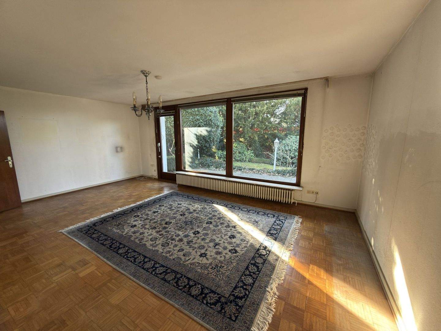 Wohnen, Arbeiten, Entspannen - Familienfreundliches Haus mit Terrasse und Garten – Uetersen – Vorschaubild 4