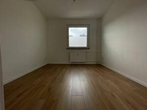 renovierte 3 Zimmer, frei ab sofort – 46145 Oberhausen – Vorschaubild 3