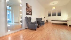 Möbliertes Loft im Prenzlauer Berg – EG-Wohnung am Helmholtzplatz, rollstuhlfreundlich – 10437 Berlin – Vorschaubild 9