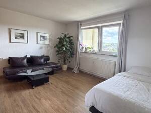 8. Etage über Reutlingen - 4-Zimmer-Wohnung mit zwei Balkonen! – 72760 Reutlingen – Vorschaubild 4