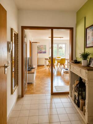 2-Zimmer-Wohnung in zentraler Lage von Trier mit Balkon und Tiefgaragenstellplatz – 54290 Trier – Vorschaubild 3
