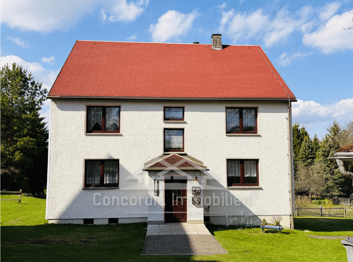 Ländliches Anwesen mit Wohnhaus, Scheune und Nebengebäuden auf großzügigem Grundstück. Viel Platz für Wohnen, Arbeiten und individuelle Entfaltung – Hartmannsdorf-Reichenau – Vorschaubild 2