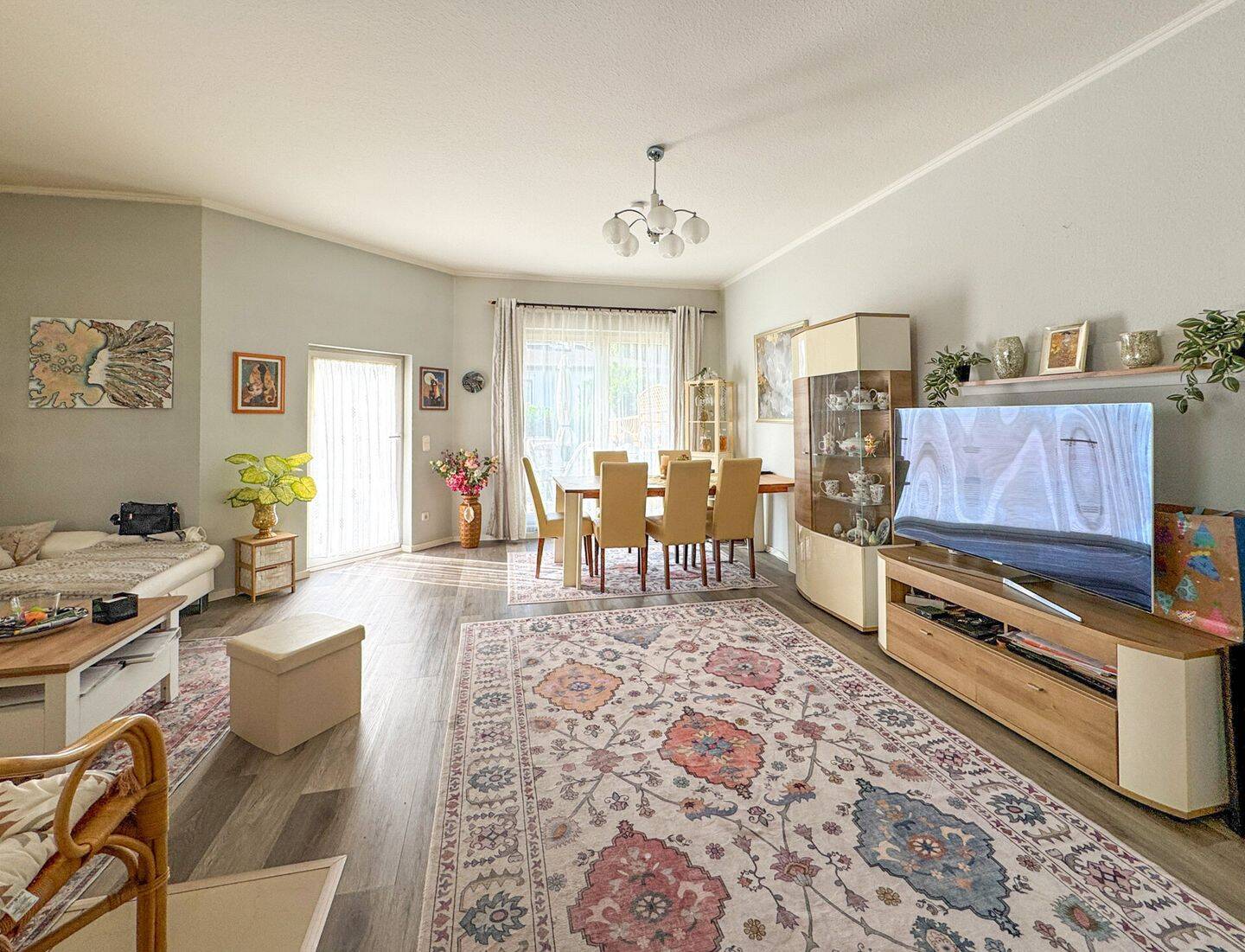 Wohnung mit eigenem Garten in Berlin Biesdorf – Berlin – Vorschaubild 2