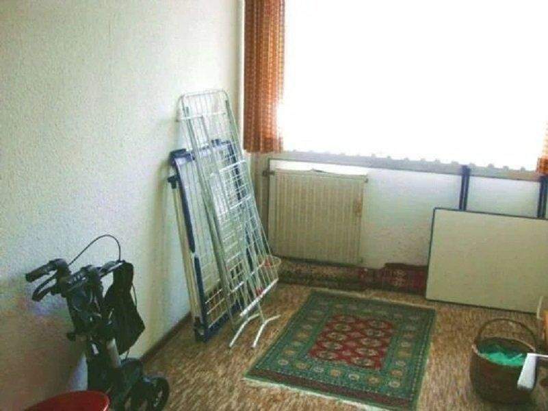 Renditeobjekt aus Eigenbestand, Provision frei; vermietete 4-Zimmer-Eigentumswohnung mit gr. Loggia, Garage, Pkw-Stplz in Köln-Ostheim – Köln – Vorschaubild 7