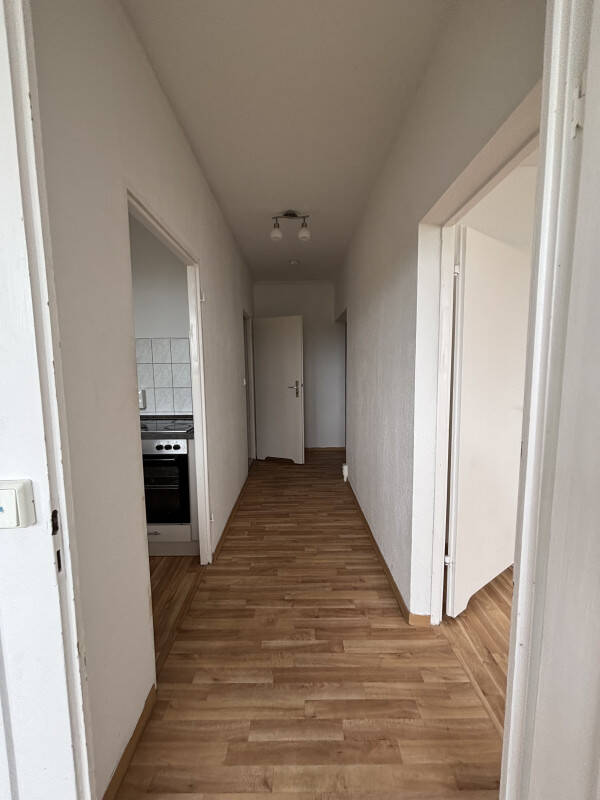 3-Raum-Wohnung mit Einbauküche – Frankfurt (Oder) – Vorschaubild 5