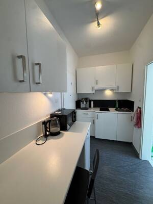 1-Zi.Wohnung 30 m² | möbliert | 850€ | zentral + nahe Uni BT ab 15.09. – 95444 Bayreuth – Vorschaubild 2
