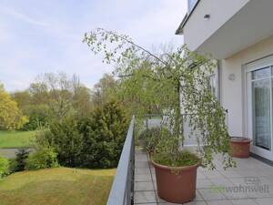 (EF0981_M) Kassel-Stadt: Bad Wilhelmshöhe, helle möblierte 2-Zimmer-Wohnung mit Balkon, WLAN und großer Einzelgarage – 34131 Kassel – Vorschaubild 2
