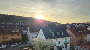 Zentral gelegene 2-3 Zimmer-Wohnung mit schönem Feierabend-Balkon