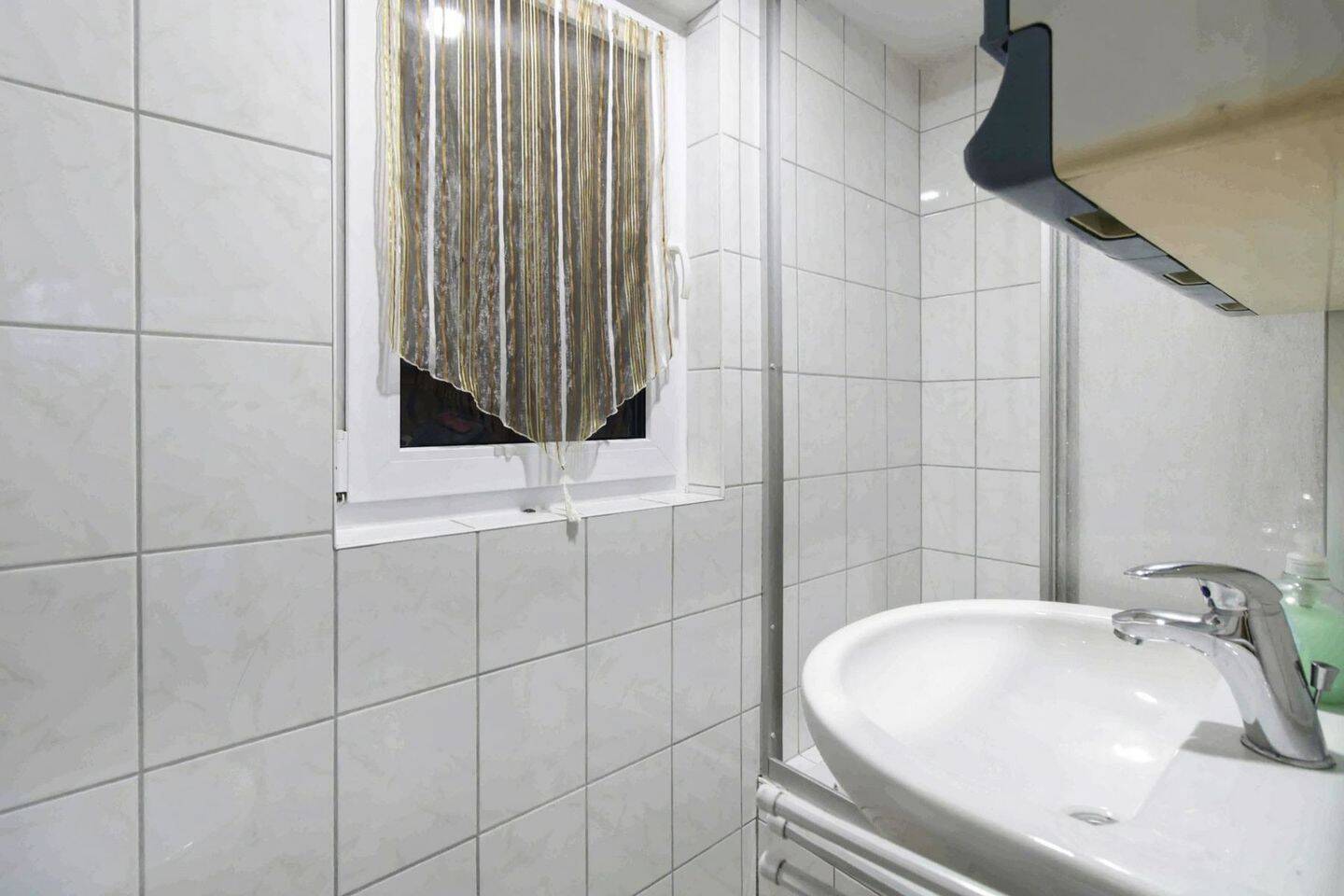Auszeit am Tollensesee: Renoviertes und möbliertes Wochenendhaus in Groß Nemerow – Groß Nemerow – Vorschaubild 8