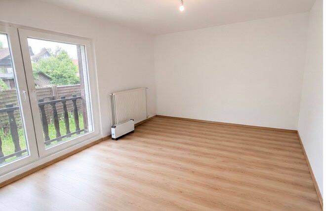 Einfamilienhaus in Lichtenrade mit 700 m2 Garten Grundstück Perfekt für Familien und Wohngemeinschaften sowie Monteure – Berlin – Vorschaubild 2