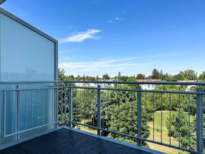 2-Zimmer-Wohnung mit großem Balkon und Blick ins Grüne – 81827 München – Vorschaubild 3