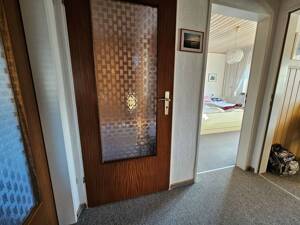 Doppelhaushälfte mit sehr viel Platz und großem Garten sucht neue Eigentümer – 28779 Bremen – Vorschaubild 8