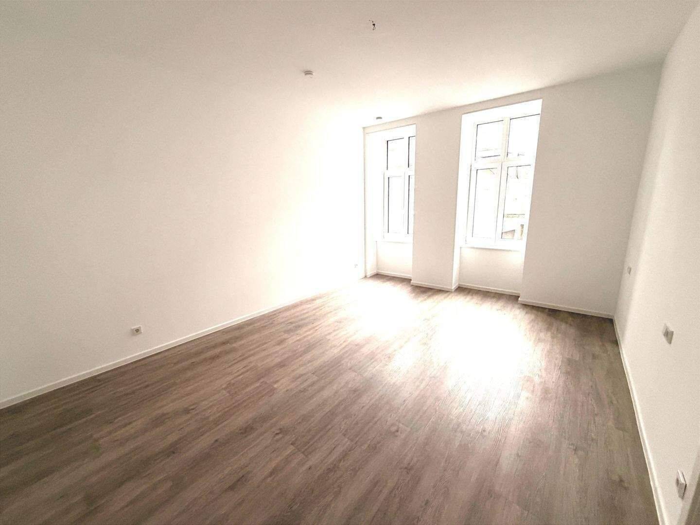 Frei ab sofort / 1. Obergeschoss / 2-Zimmer-Wohnung mit Einbauküche / Aufzug / Fußbodenheizung / ohne Balkon – Trier – Vorschaubild 8