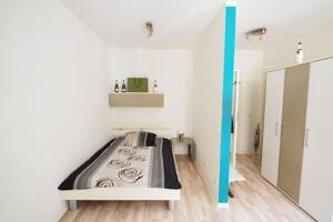 Moderne und gemütliche sowie teilmöblierte 1- Zimmerwohnung mit Außenstellplatz - attraktive Kapitalanlage – 90762 Fürth – Vorschaubild 4