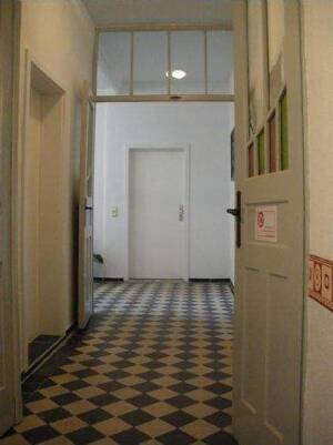 gemütliche 1 Zimmerwohnung mit Einbauküche, Terrasse und guter Verkehrsanbindung