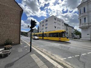 Frisch renovierte Eigentumswohnung mit Top-Mieter (Provisionsfrei)