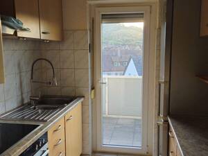 Zentral gelegene 2-3 Zimmer-Wohnung mit schönem Feierabend-Balkon – 70327 Stuttgart – Vorschaubild 4