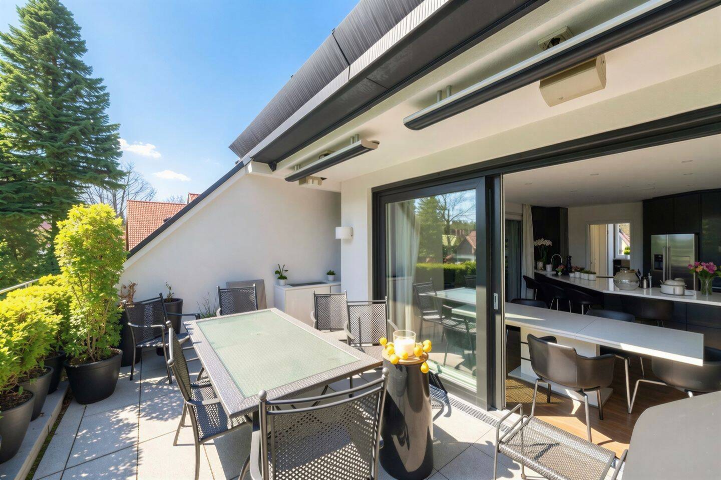 Pure Eleganz: Luxuriöse 4-Zimmer-Maisonette mit privatem Liftzugang – München – Vorschaubild 6