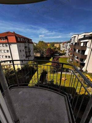 Schöne 3 Zimmer - Eigentumswohnung am Bohnhoeffer Platz zu verkaufen – Poststraße 34, 1159 Dresden – Vorschaubild 8