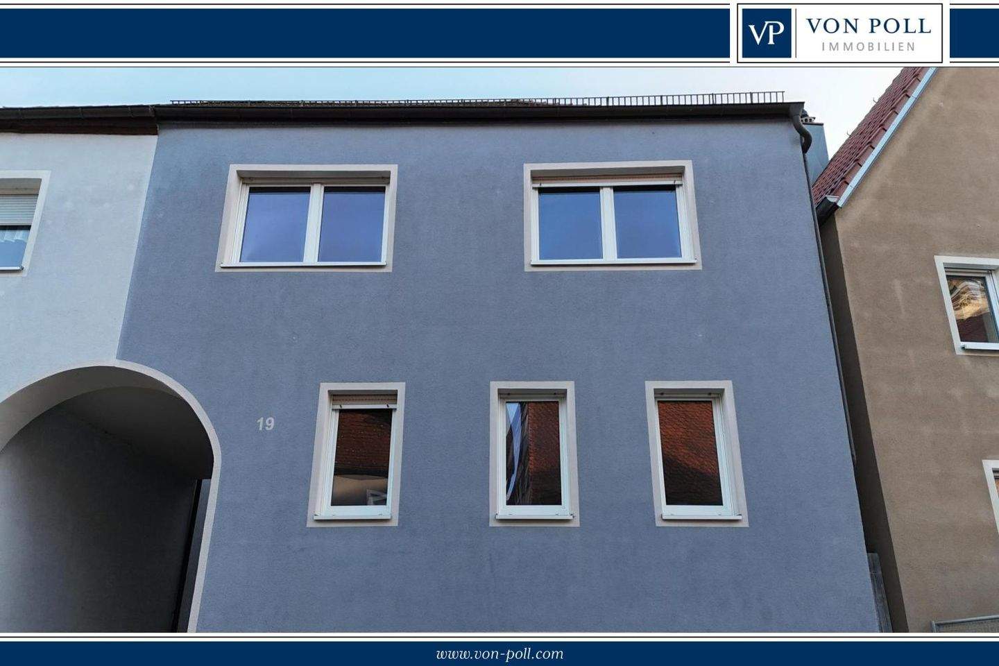 Stilvolles Stadthaus mit viel Raum für gemeinsames Familienleben – Gunzenhausen – Bild 1 von 9