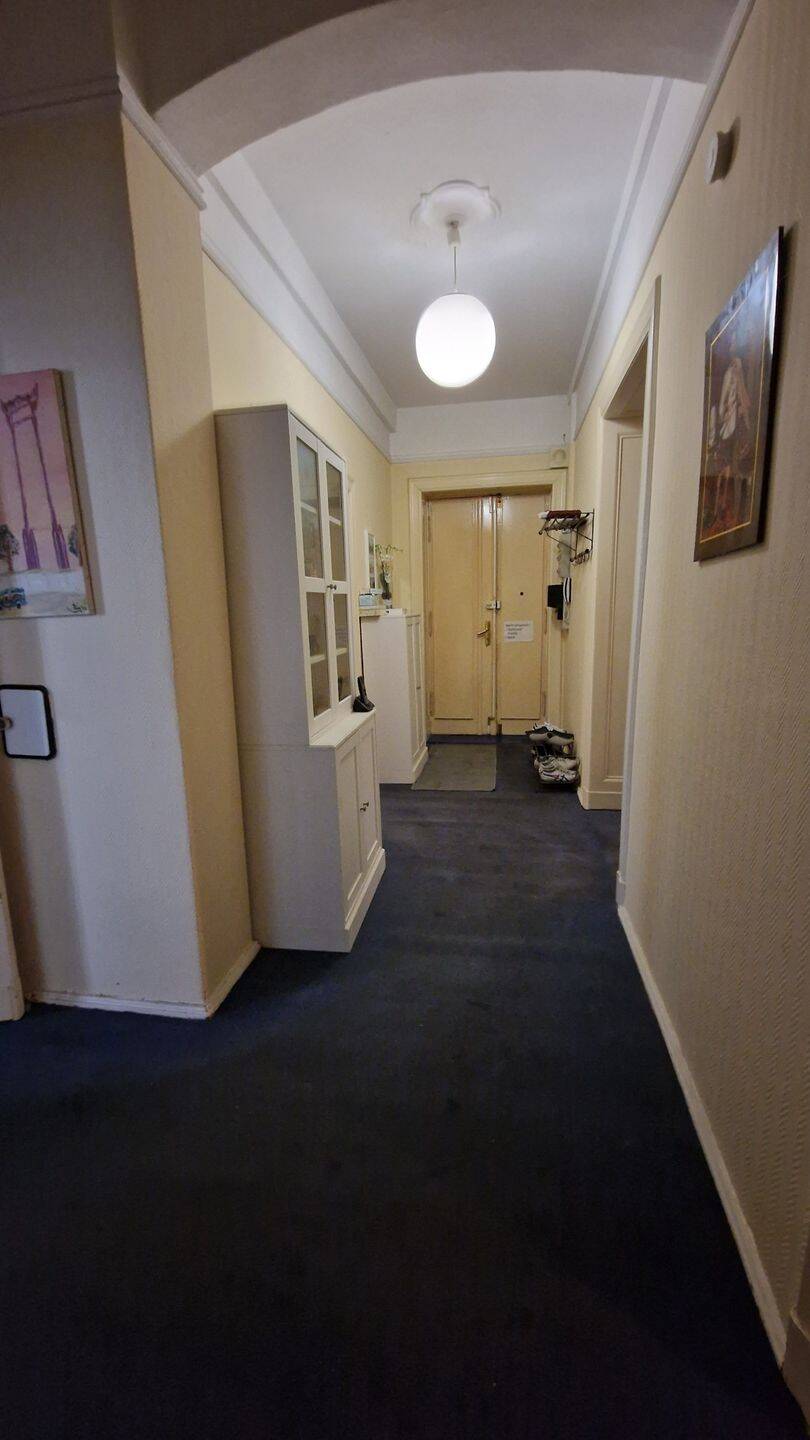 Großzügige Altbau Wohnung mit 4 Zimmern in Halensee – Berlin – Vorschaubild 9