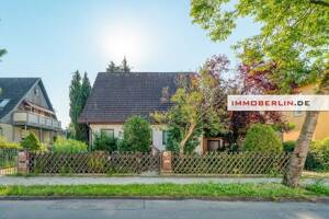 IMMOBERLIN.DE - Komfortables freistehendes Einfamilienhaus mit charmantem Ambiente – 14167 Berlin – Vorschaubild 1