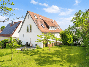 Stuttgart-Sillenbuch | Voll möbliertes Zweifamilienhaus mit Garten und vielseitigem Renditepotenzial – 70619 Stuttgart – Vorschaubild 2