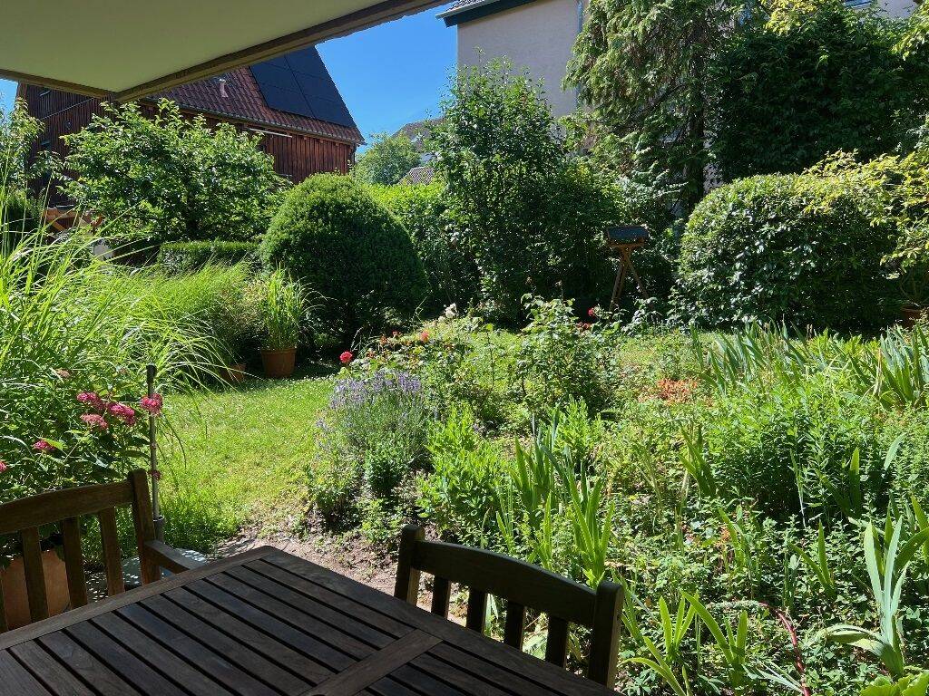 "Familienfreundliche 4,5-Zimmer-Wohnung mit großem Garten in Stuttgart-Sillenbuch" – Stuttgart – Vorschaubild 2