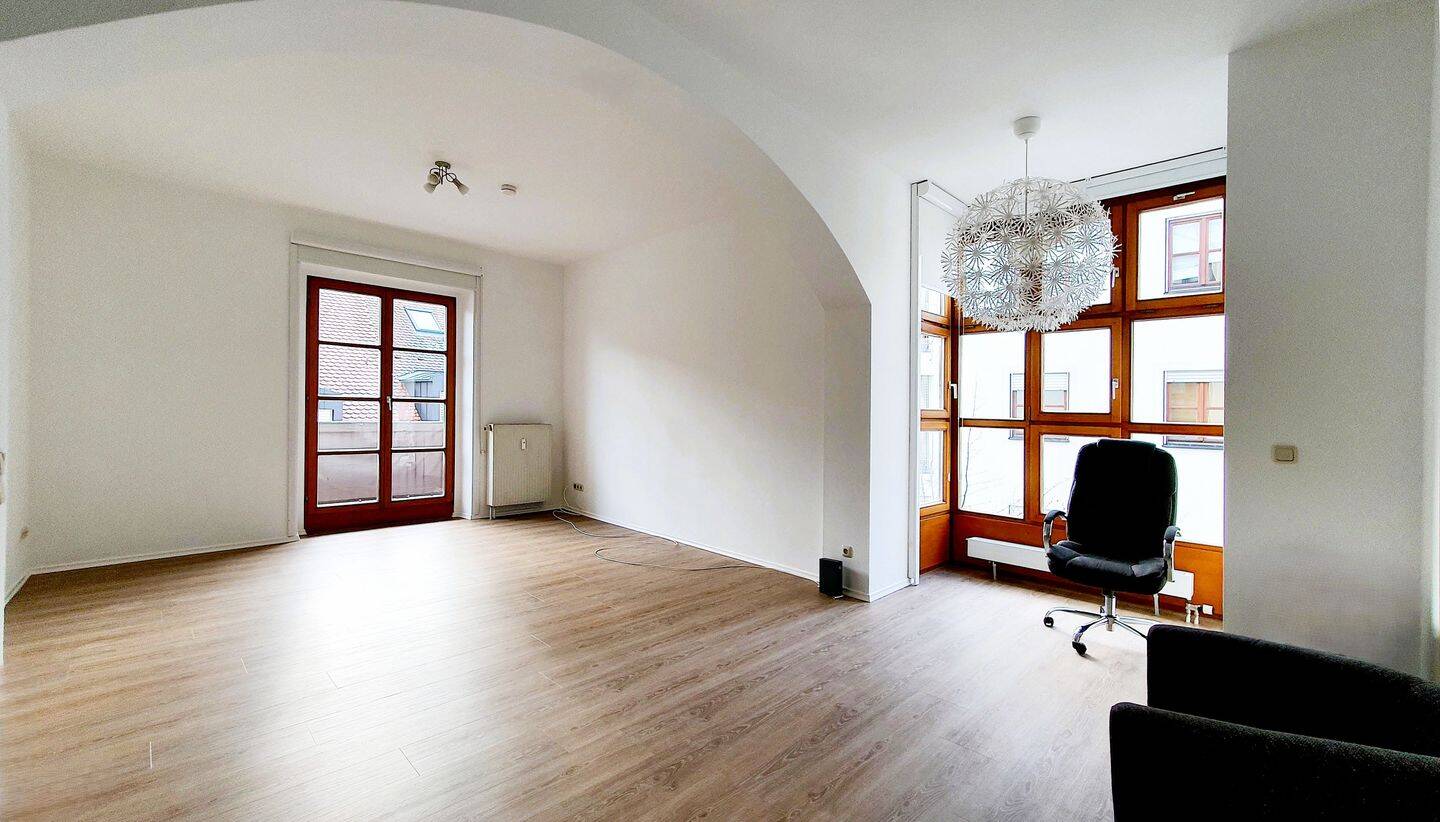 1-Zimmer Appartement | 2. OG (Südwest-Ausrichtung) | zentrale Altstadtlage (Ingolstadt-Mitte) – Ingolstadt – Vorschaubild 3