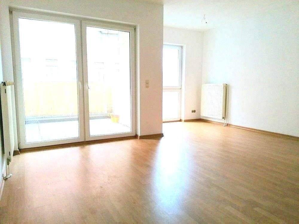 !! 2-Zimmer-Wohnung mit PKW-Stellplatz, Balkon und Aufzug !!