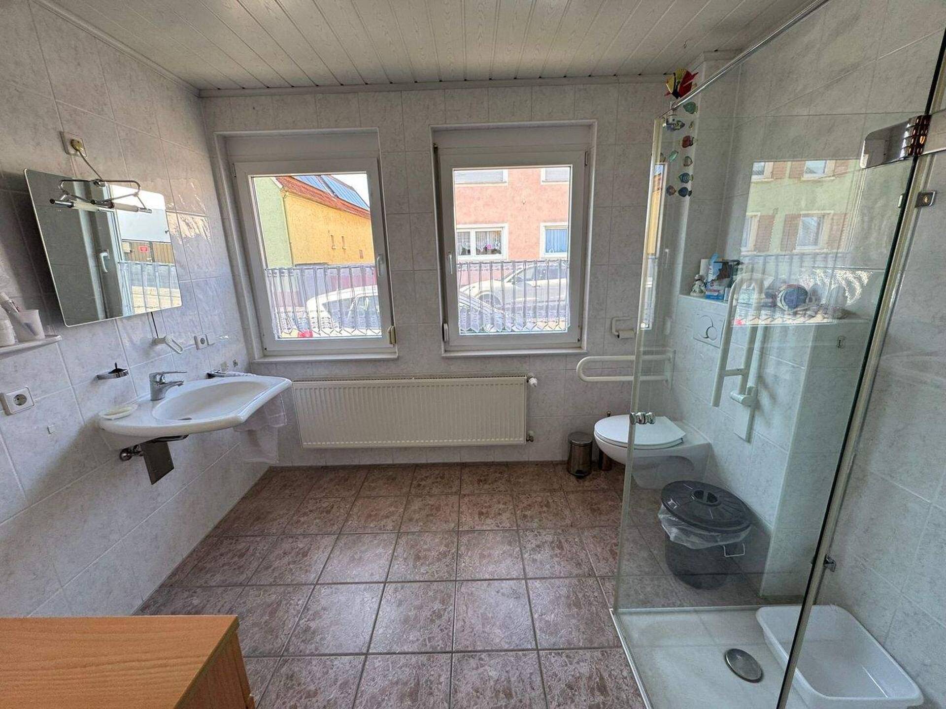 Haus in 76756 Bellheim mit 225,92 m² kaufen